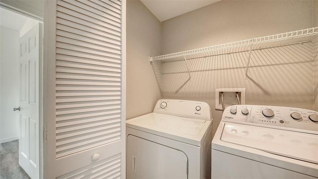 5501 ROSEHILL ROAD 105, Sarasota, FL 34233