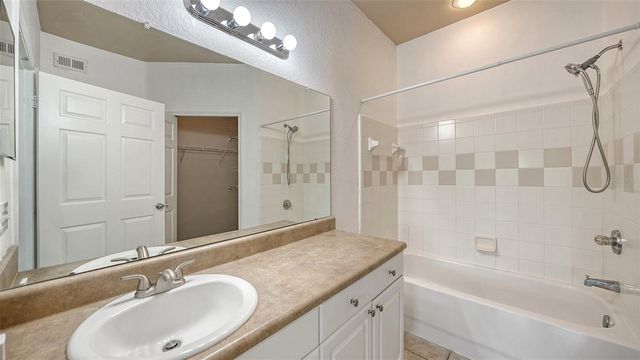 5501 ROSEHILL ROAD 105, Sarasota, FL 34233