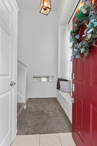 10 Jenny Wren Court, The Woodlands, TX 77382