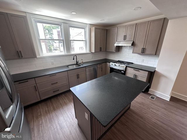 1538 CLEARVIEW ST, Philadelphia, PA 19141