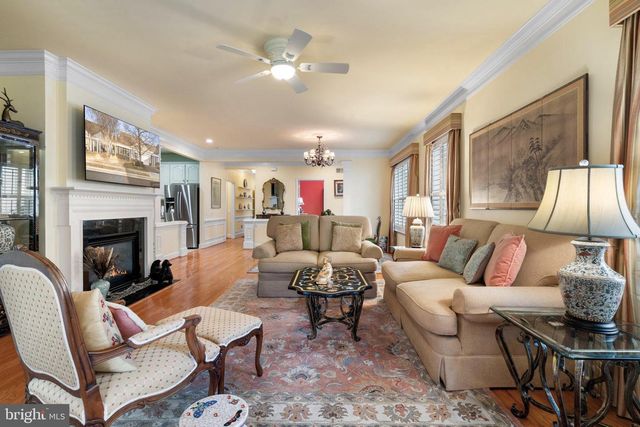 44452 OAKMONT MANOR SQ, Ashburn, VA 20147