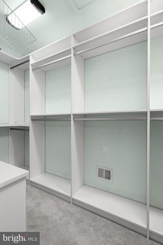 44452 OAKMONT MANOR SQ, Ashburn, VA 20147