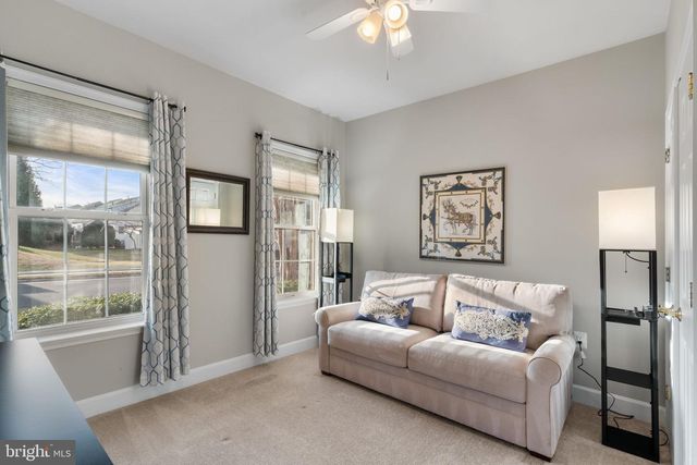 44452 OAKMONT MANOR SQ, Ashburn, VA 20147