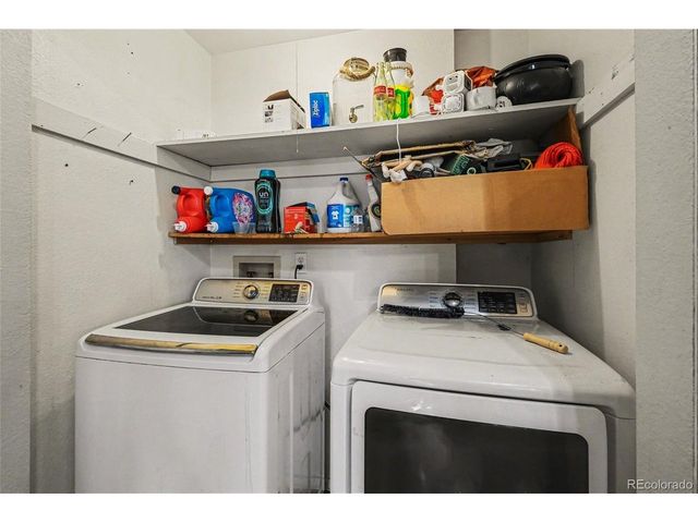 1203 Stage Dr, Fort Lupton, CO 80621