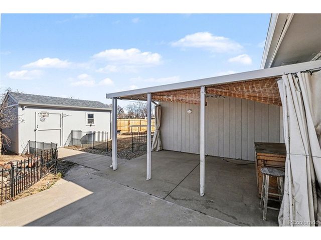 1203 Stage Dr, Fort Lupton, CO 80621