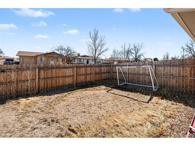 1203 Stage Dr, Fort Lupton, CO 80621