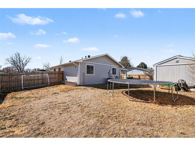 1203 Stage Dr, Fort Lupton, CO 80621