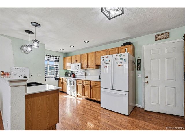 1203 Stage Dr, Fort Lupton, CO 80621