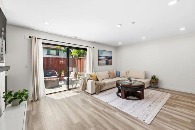 6136 Joaquin Murieta Avenue A, Newark, CA 94560