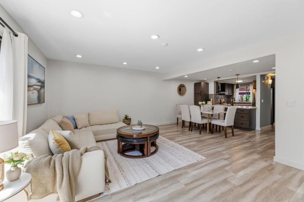 Image 17 of property listing at 6136 Joaquin Murieta Avenue A, Newark, CA 94560