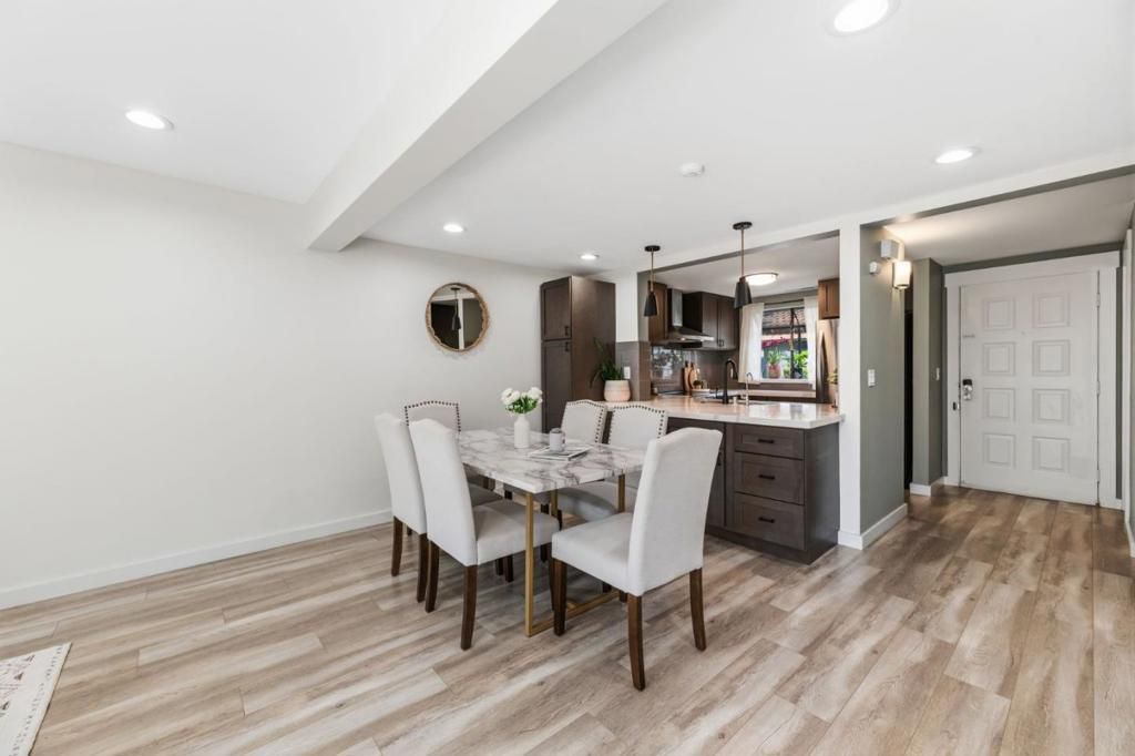 Image 19 of property listing at 6136 Joaquin Murieta Avenue A, Newark, CA 94560