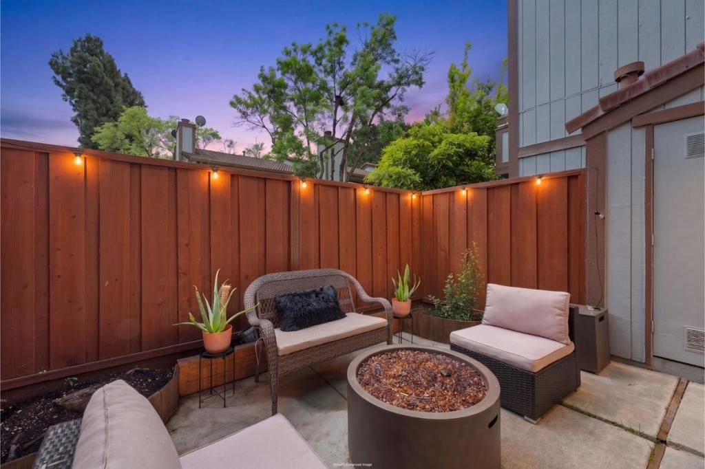 Image 2 of property listing at 6136 Joaquin Murieta Avenue A, Newark, CA 94560