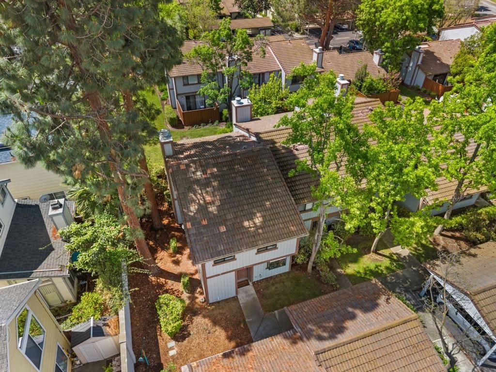 Image 3 of property listing at 6136 Joaquin Murieta Avenue A, Newark, CA 94560