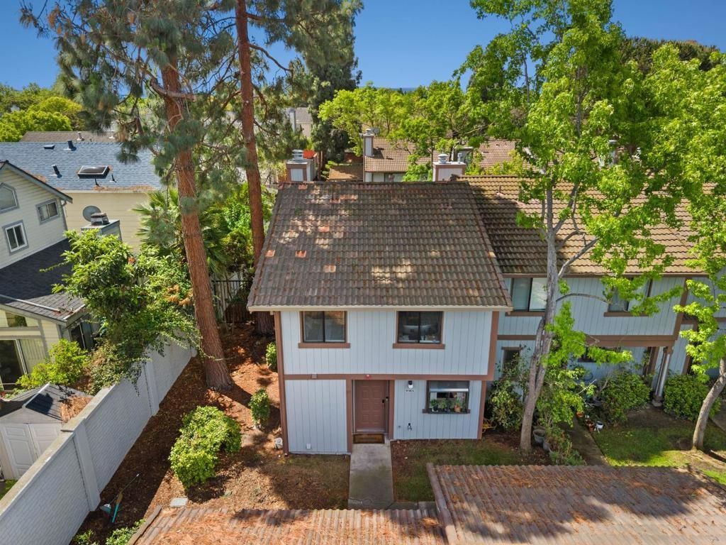 Image 31 of property listing at 6136 Joaquin Murieta Avenue A, Newark, CA 94560