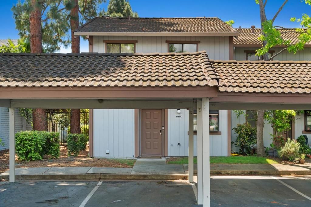 Image 6 of property listing at 6136 Joaquin Murieta Avenue A, Newark, CA 94560