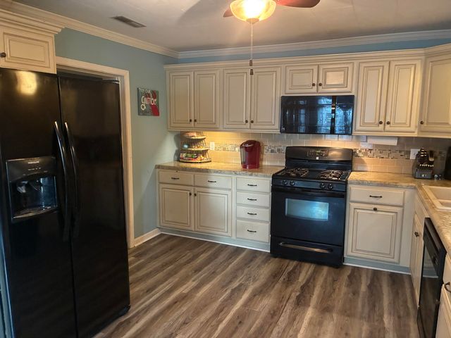 3952 US Hwy 68, Benton, KY 42025