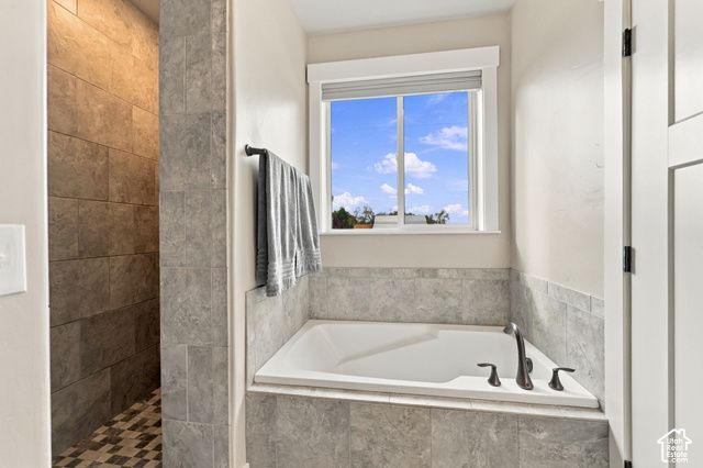1007 N 1275 W, Farr West, UT 84404