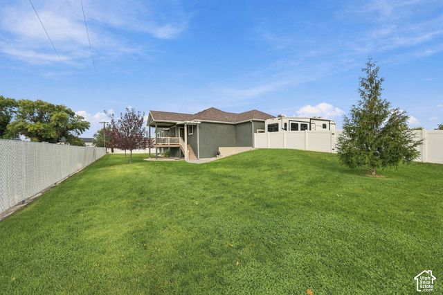 1007 N 1275 W, Farr West, UT 84404