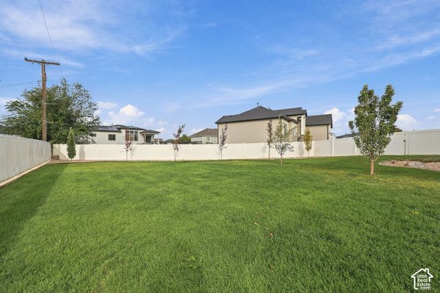 1007 N 1275 W, Farr West, UT 84404