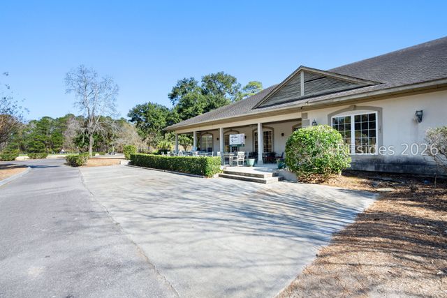 99 Muirfield Dr, Bluffton, SC 29909