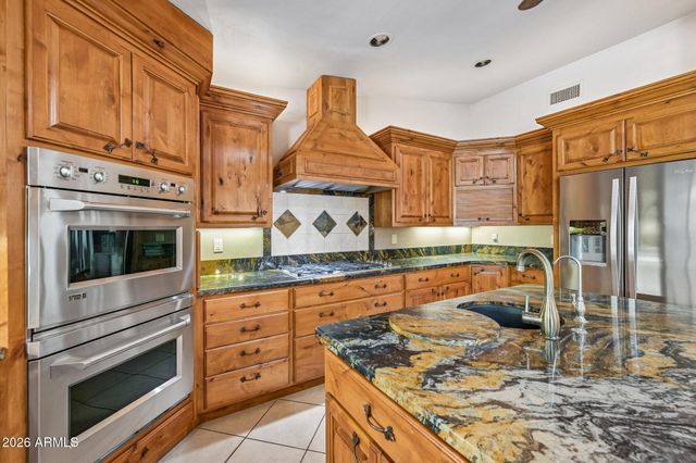 5040 E SHAW BUTTE Drive, Scottsdale, AZ 85254