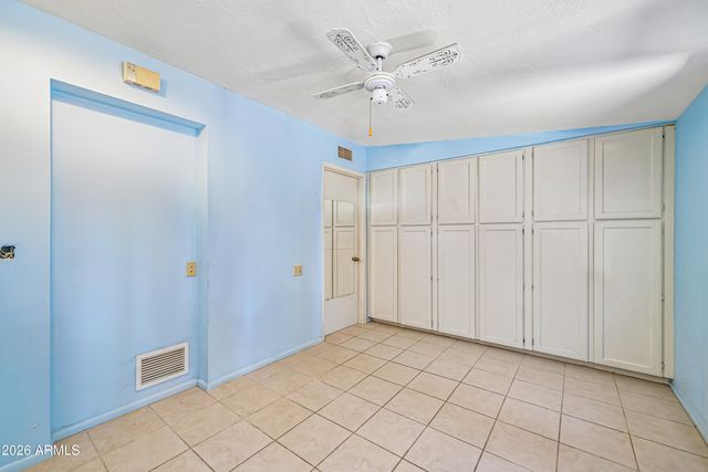 5040 E SHAW BUTTE Drive, Scottsdale, AZ 85254
