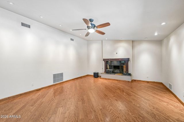 5040 E SHAW BUTTE Drive, Scottsdale, AZ 85254