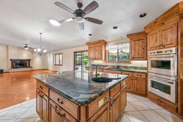 5040 E SHAW BUTTE Drive, Scottsdale, AZ 85254