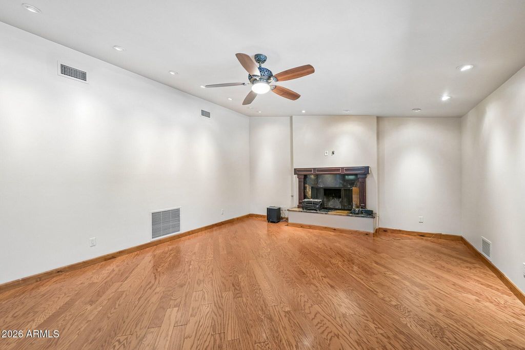 5040 E SHAW BUTTE Drive, Scottsdale, AZ 85254 — photo 5