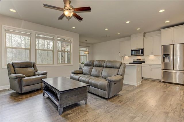 201 Jonquil Spring Road, Woodstock, GA 30188