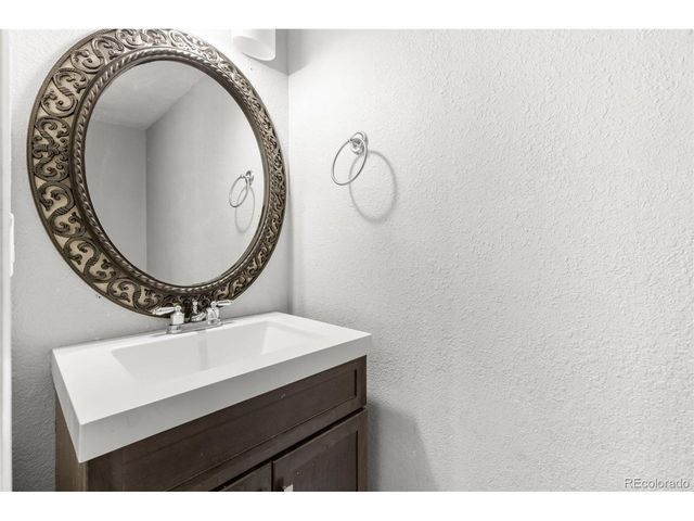 17115 E Nassau Pl, Aurora, CO 80013