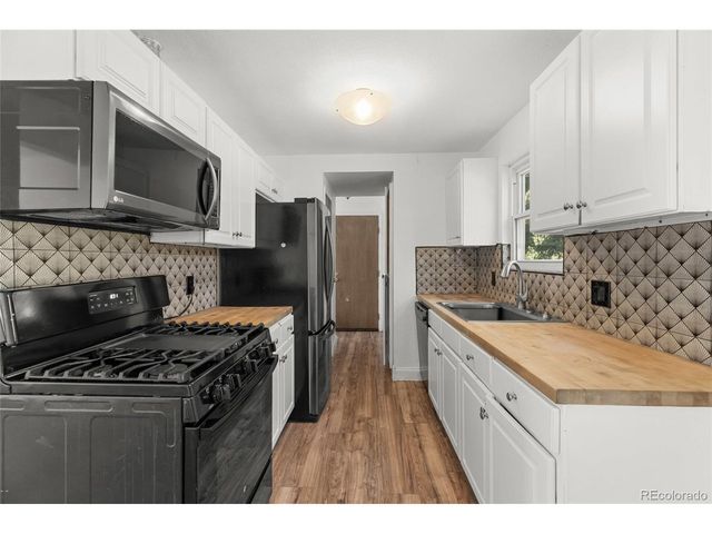 17115 E Nassau Pl, Aurora, CO 80013