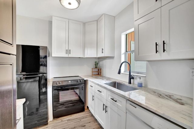 1450 N Riverside Drive 102, Pompano Beach, FL 33062