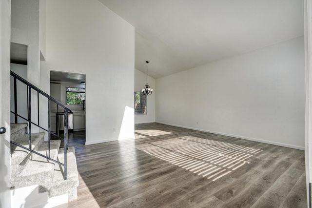 6720 Old Oak Ct, Citrus Heights, CA 95610