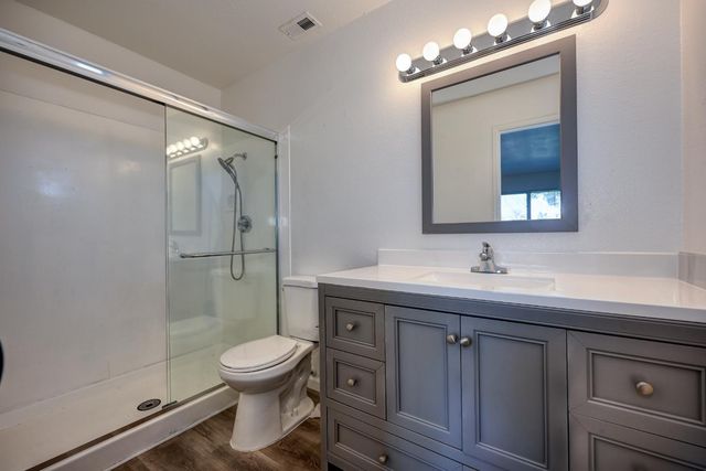 6720 Old Oak Ct, Citrus Heights, CA 95610