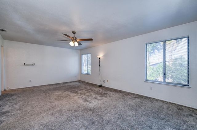 6720 Old Oak Ct, Citrus Heights, CA 95610