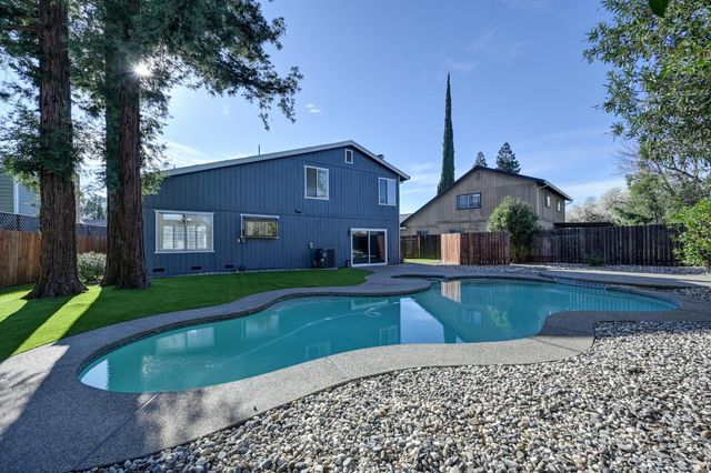 6720 Old Oak Ct, Citrus Heights, CA 95610