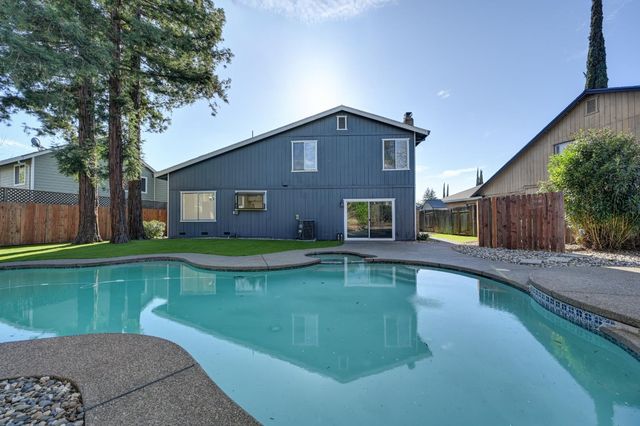 6720 Old Oak Ct, Citrus Heights, CA 95610