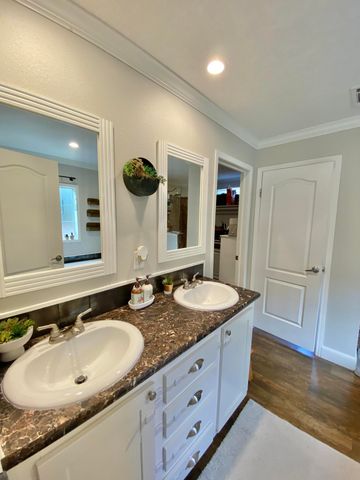 27 S Verdi Lane, Defuniak Springs, FL 32433