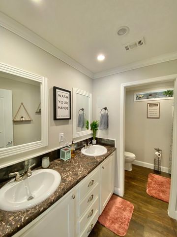 27 S Verdi Lane, Defuniak Springs, FL 32433