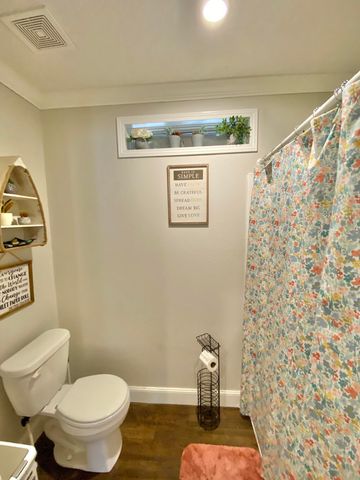 27 S Verdi Lane, Defuniak Springs, FL 32433