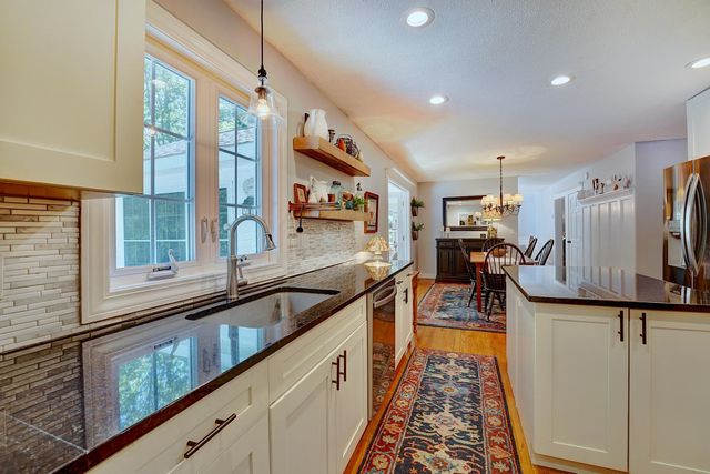 47 Greatstone Drive, Merrimack, NH 03054