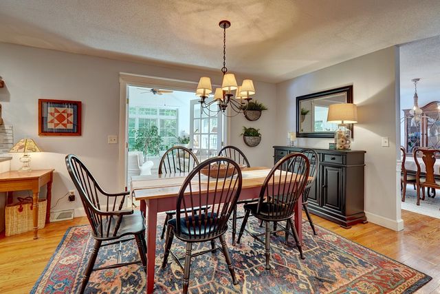 47 Greatstone Drive, Merrimack, NH 03054