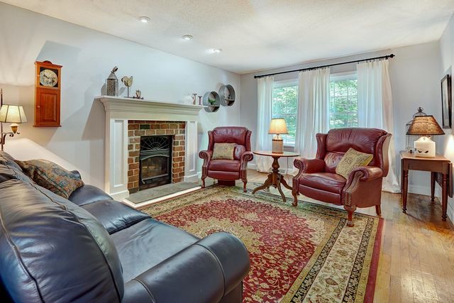 47 Greatstone Drive, Merrimack, NH 03054