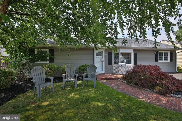 423 CHELSEA RD, Fairless Hills, PA 19030