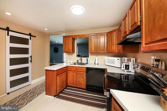 423 CHELSEA RD, Fairless Hills, PA 19030
