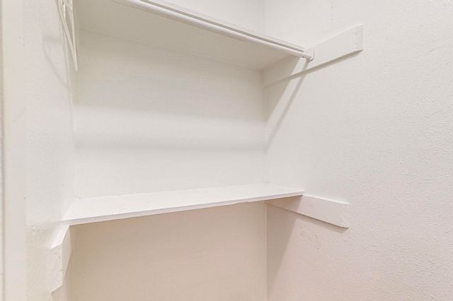 5220 Fleetwood Oaks Avenue 210, Dallas, TX 75235