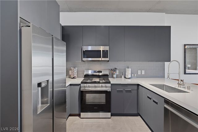 353 East Bonneville Avenue 505, Las Vegas, NV 89101