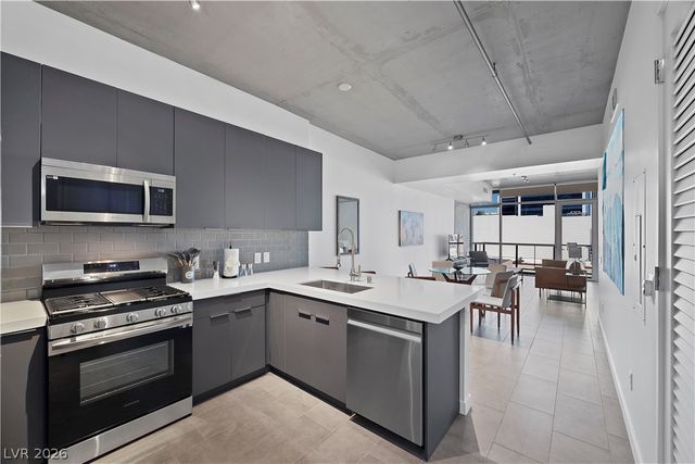 353 East Bonneville Avenue 505, Las Vegas, NV 89101