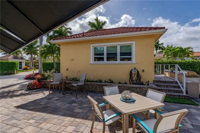 13625 Snapper LN, Naples, FL 34114